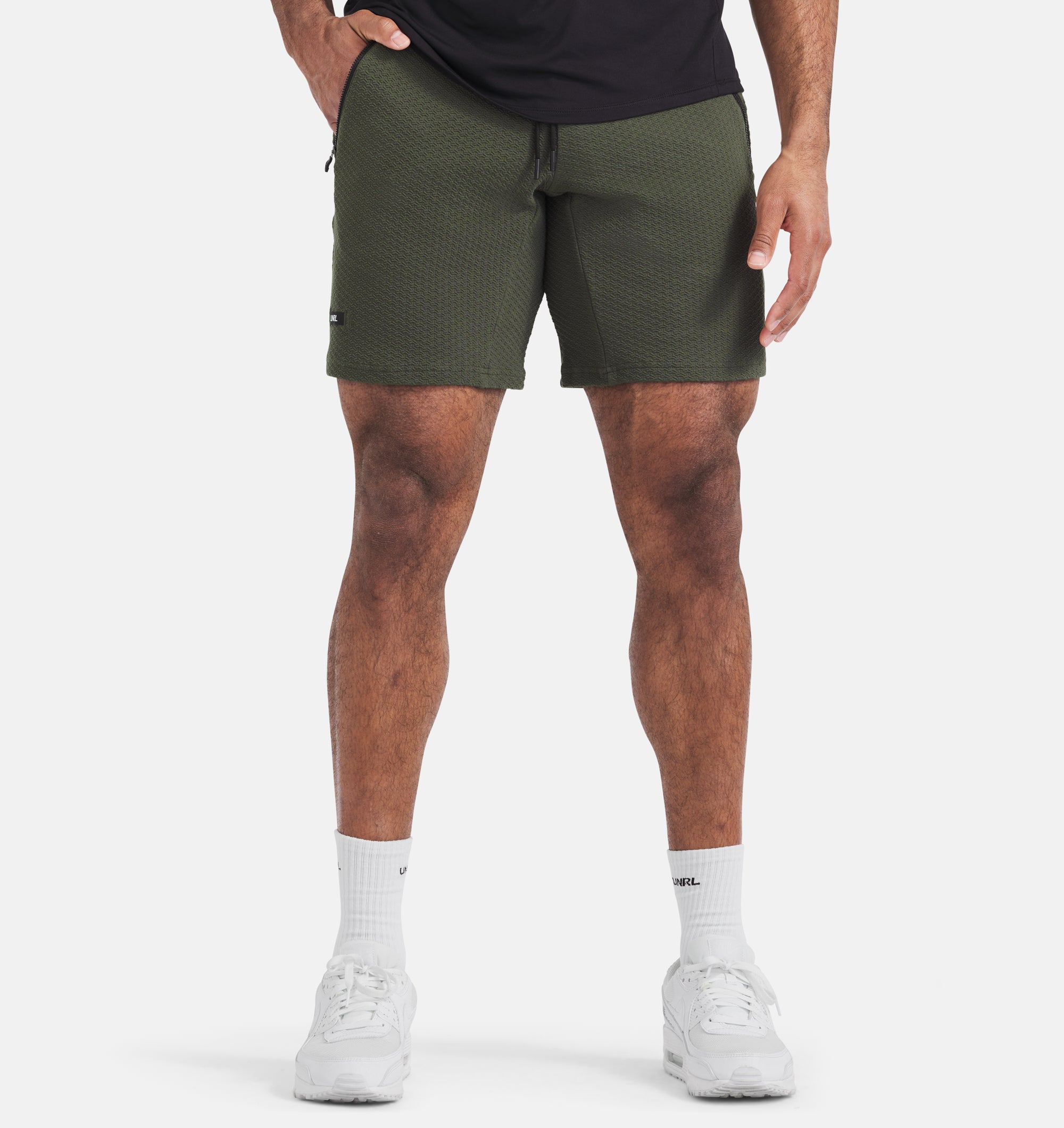 Elevation Short