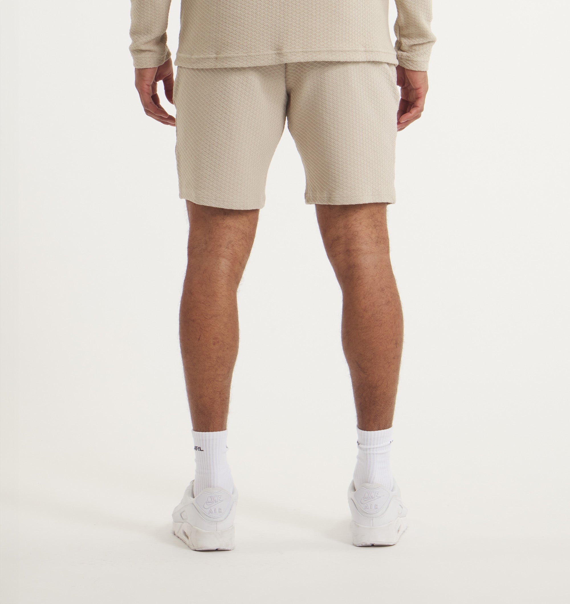 Elevation Short