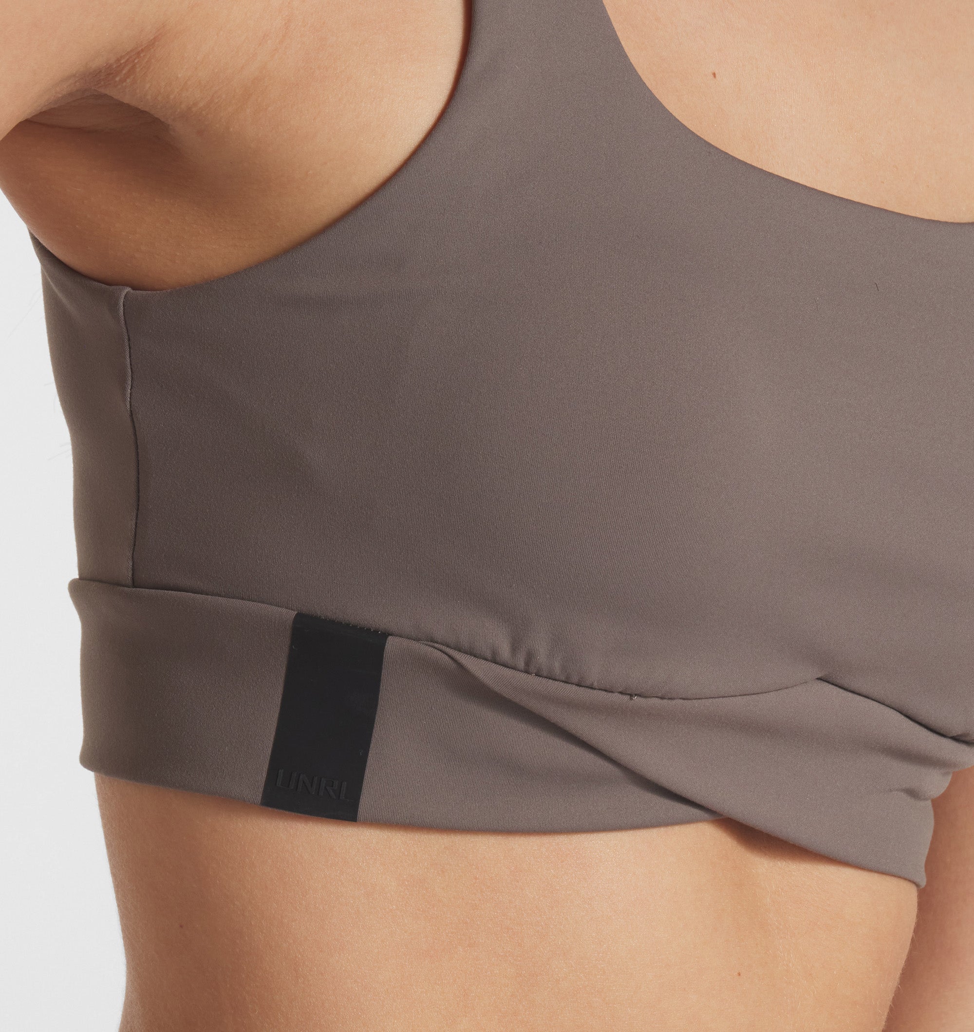 Performa Longline Bra