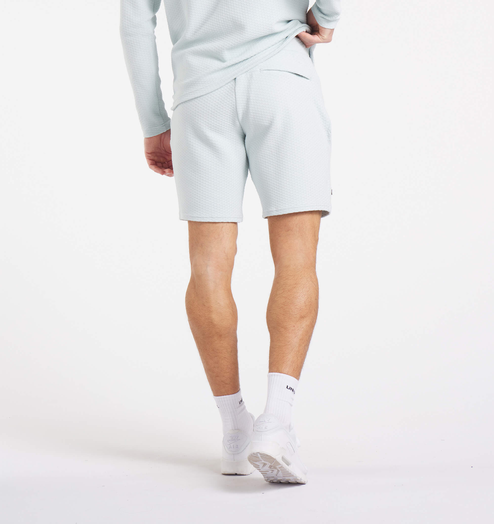 Elevation Short