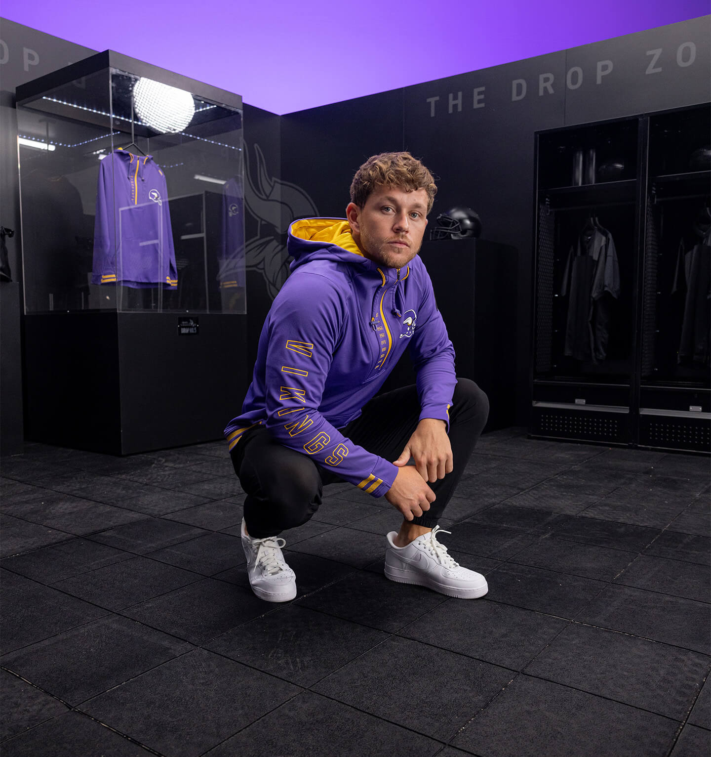 UNRL x Minnesota Vikings Crossover Half - Zip No. 5 - XS - UNRL