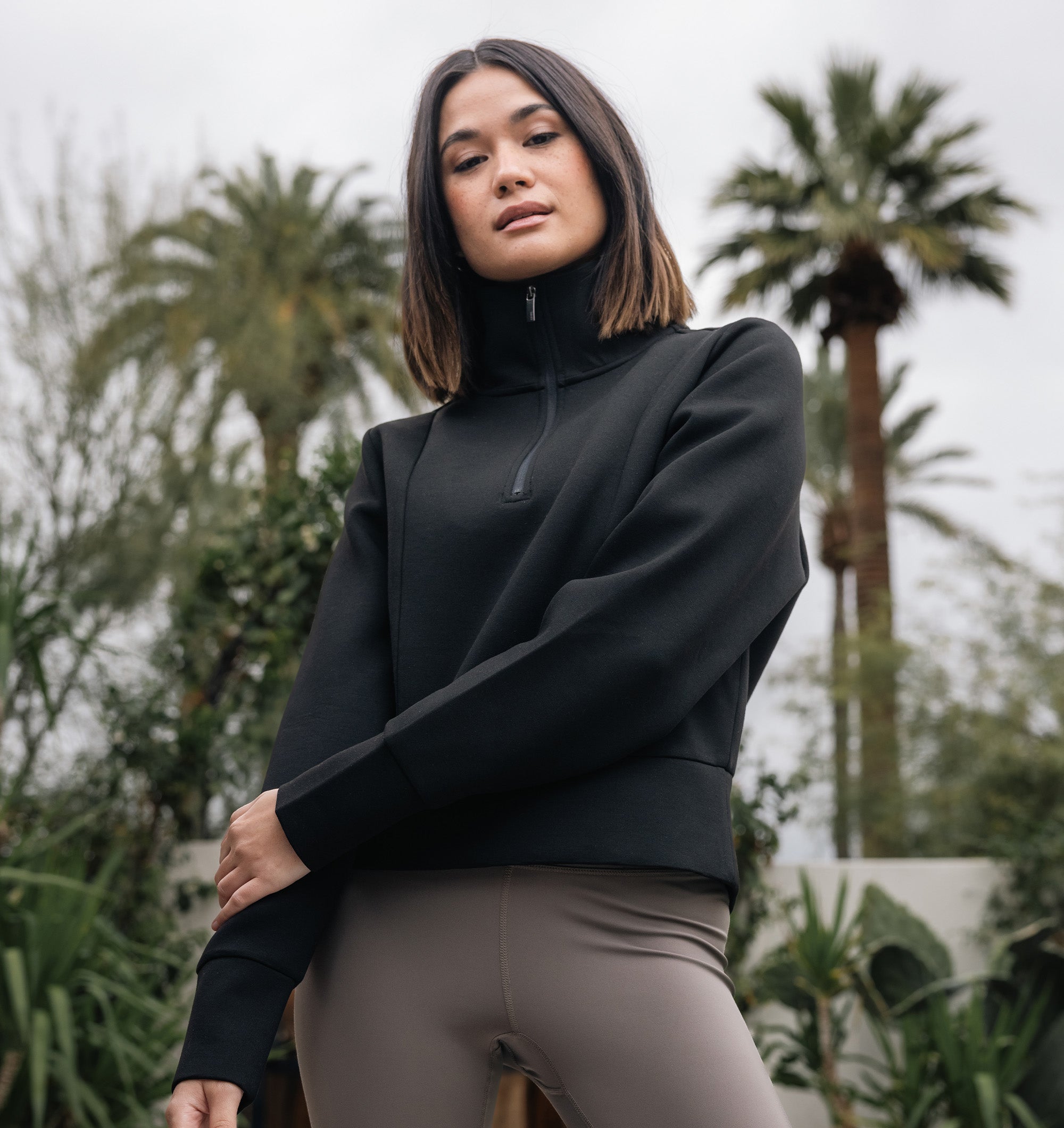 Model is 5'5'', size 0 and is wearing size XS.