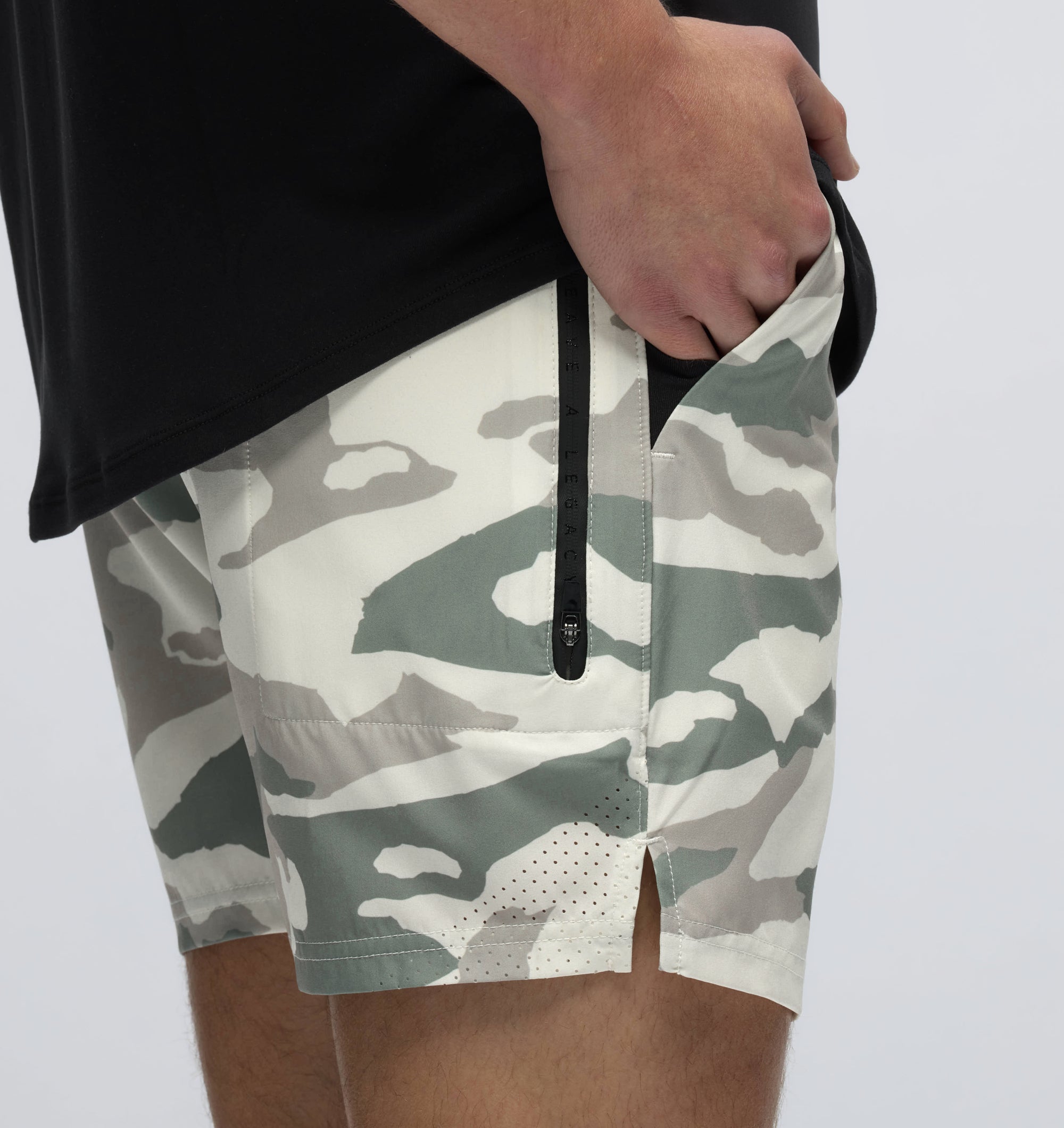 Stride Short [5.5"]