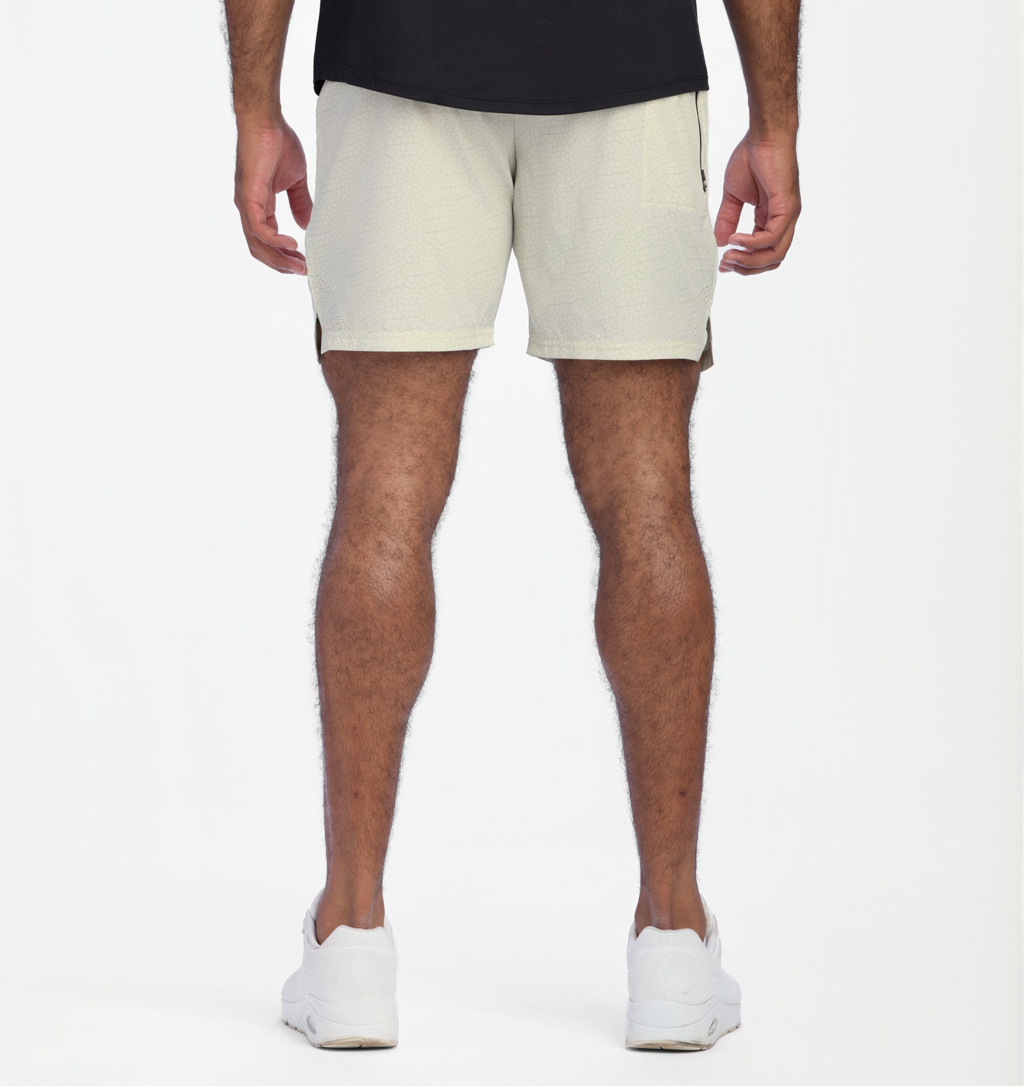 UNRL Stride Short [7.5