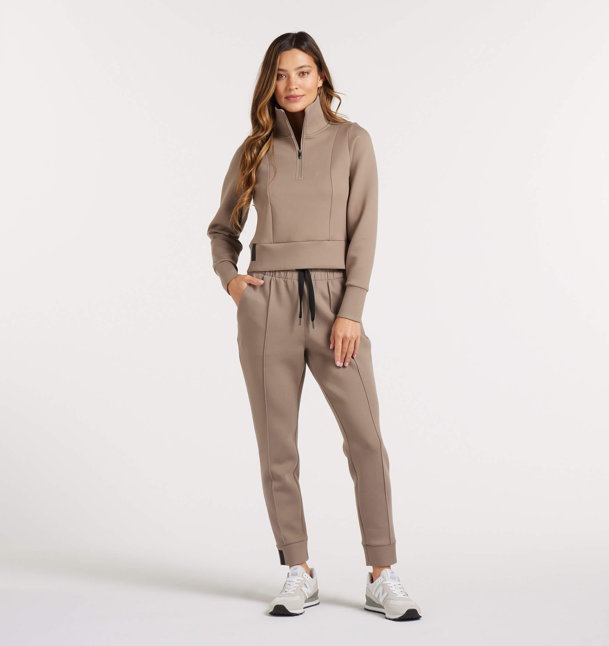 Model is 5'9", size 2 wearing size XS.