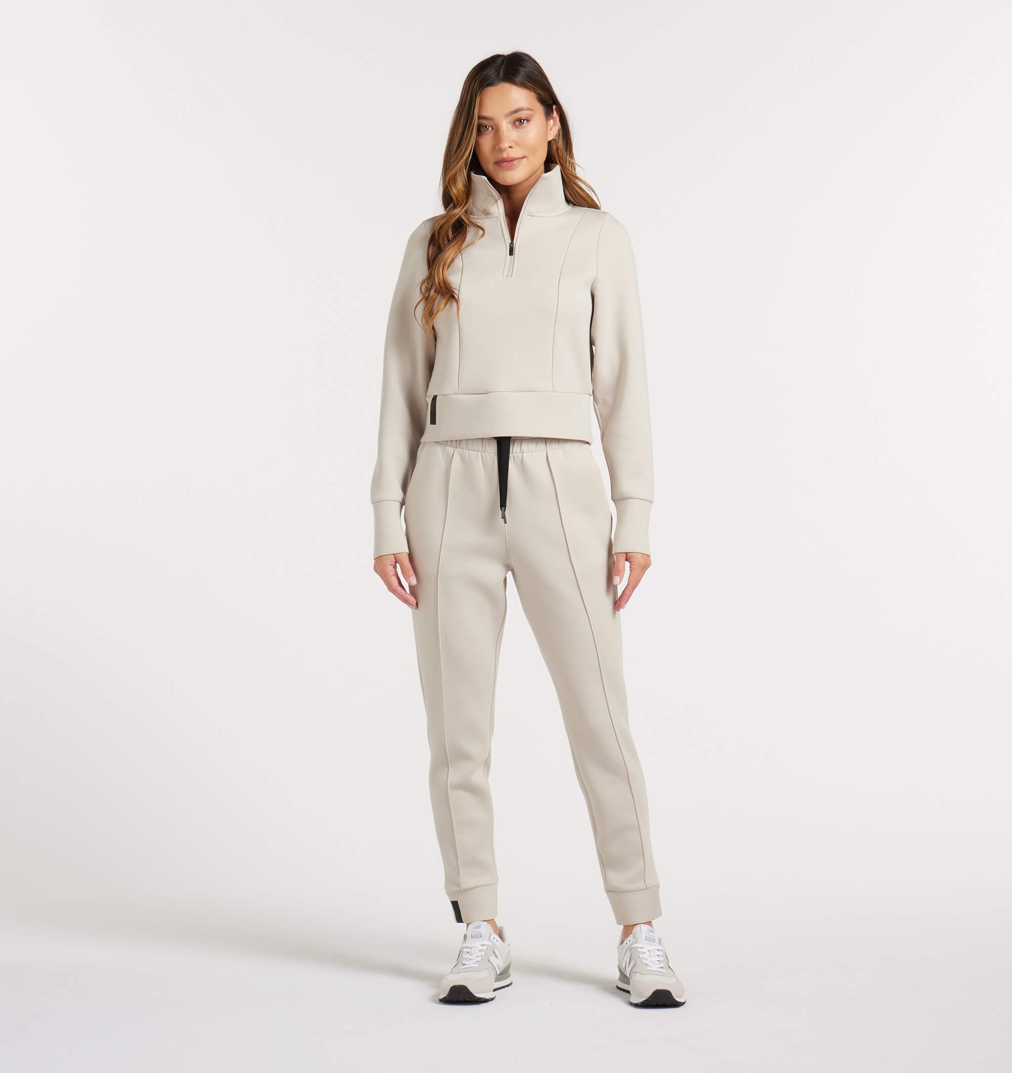 Model is 5'9", size 2 wearing size XS.