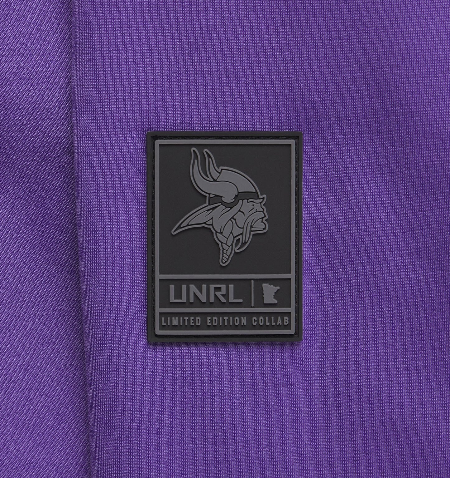 UNRL x Minnesota Vikings Crossover Half - Zip No. 5 - XS - UNRL