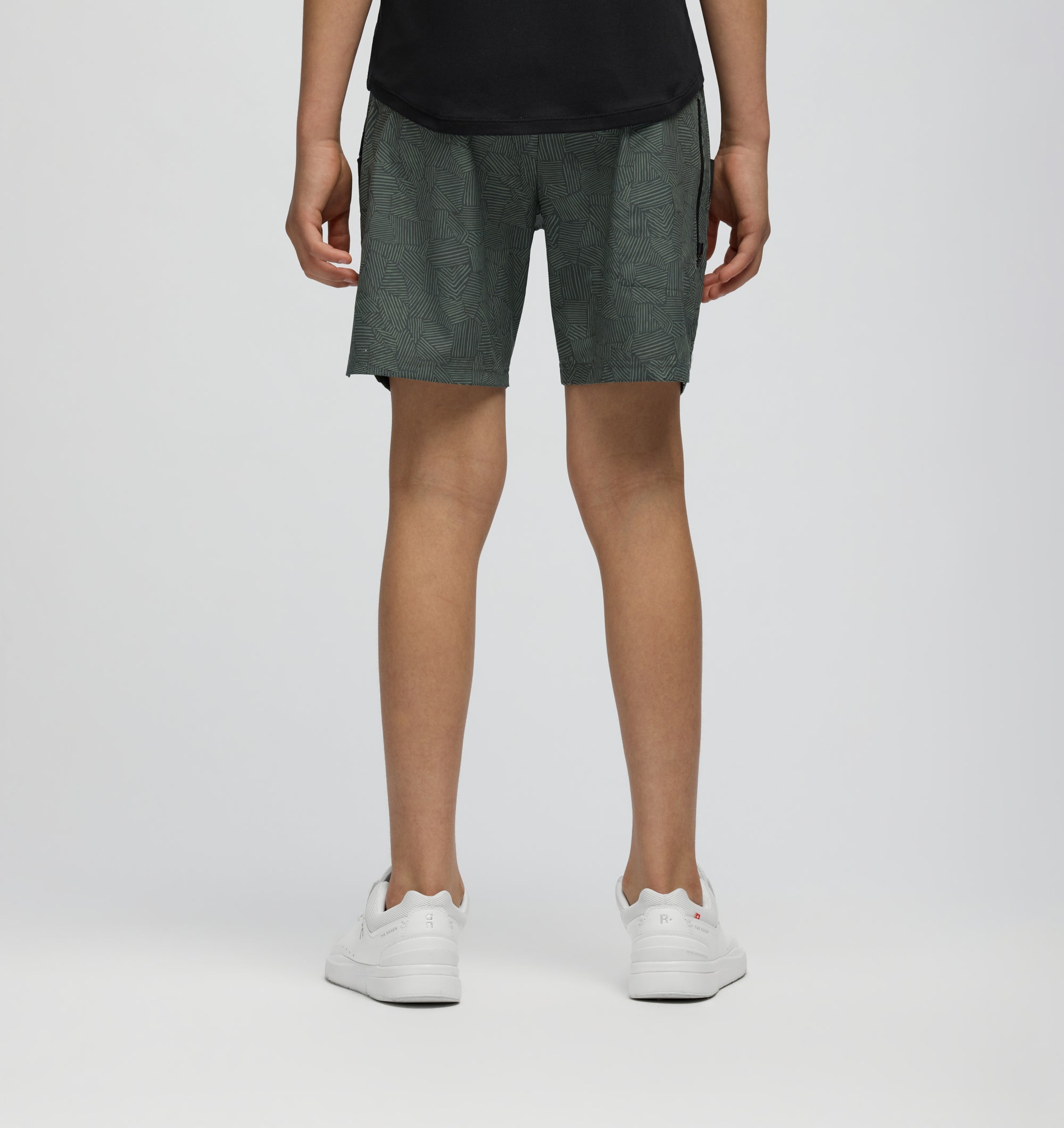 Youth Stride Short [7.5"]